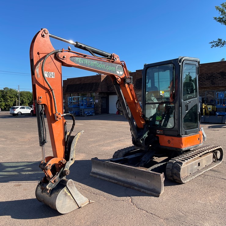 2019 HITACHI ZX35U