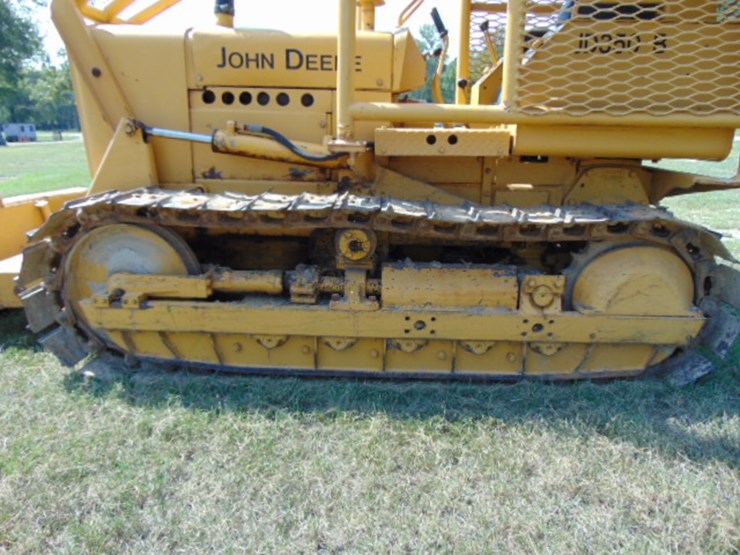 deere-350b-image-5