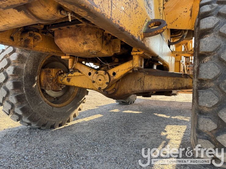 caterpillar-920-image-17