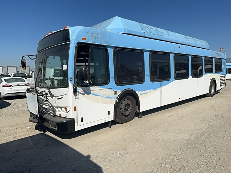 lot#--2012-new-flyer-c40lfr-transit-bus-image-2