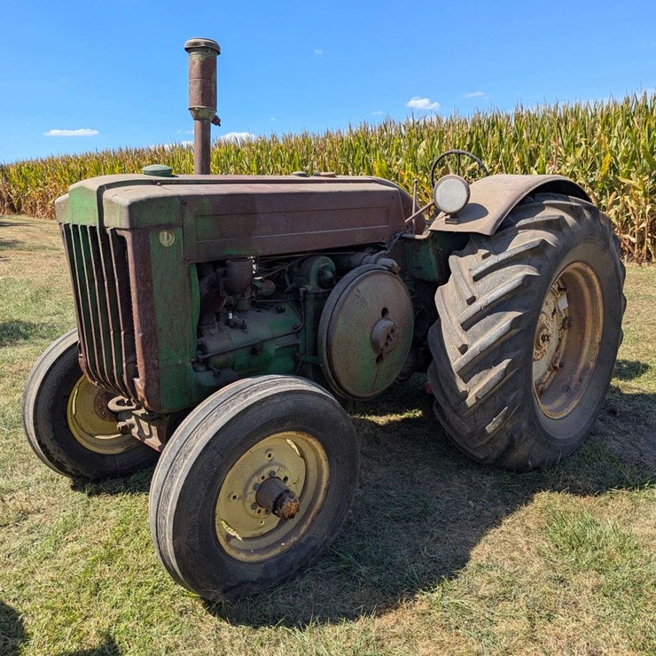 JOHN DEERE D