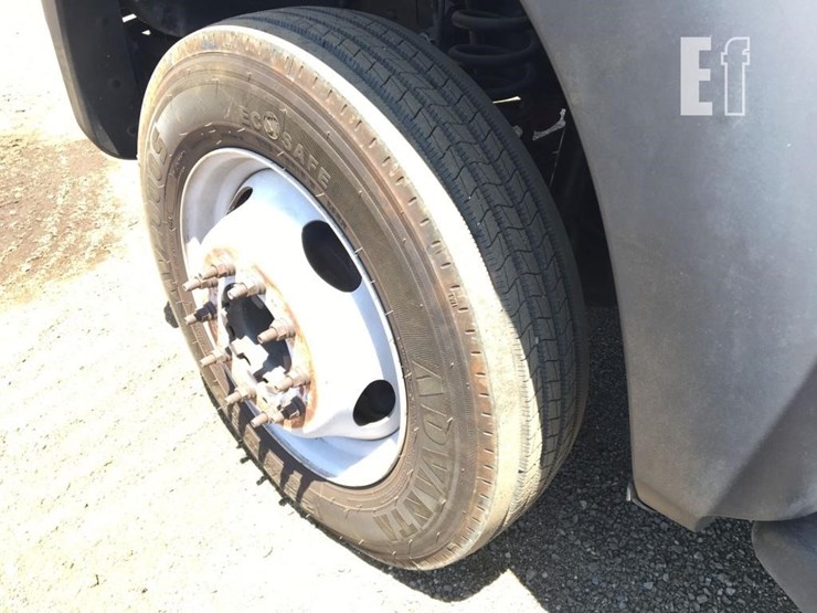 2016-ford-f550-image-9