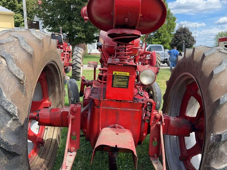 farmall-super-m-image-39