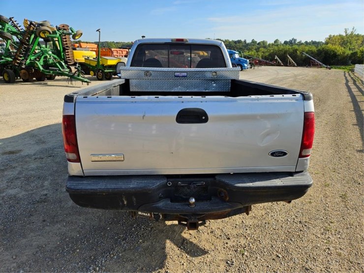 2005-ford-f250-image-4