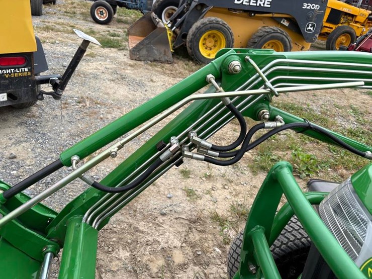 john-deere-2305-image-8