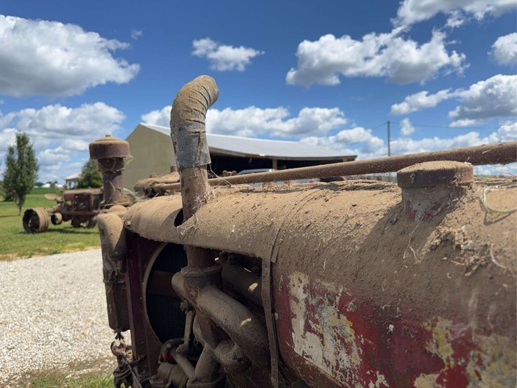 farmall-f-20-image-50