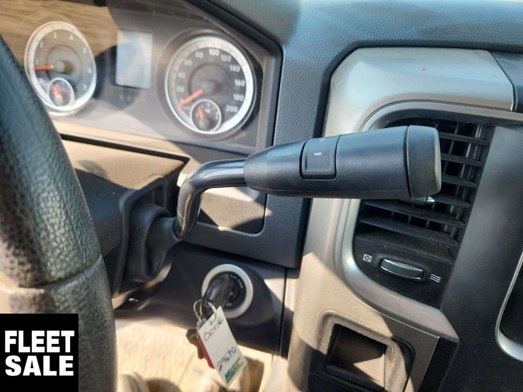 2014-ram-3500-slt-image-15
