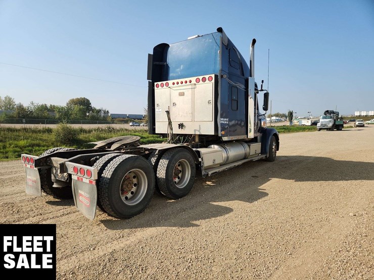 2003-freightliner-coronado-132-image-3