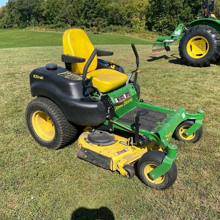 JOHN DEERE Z645