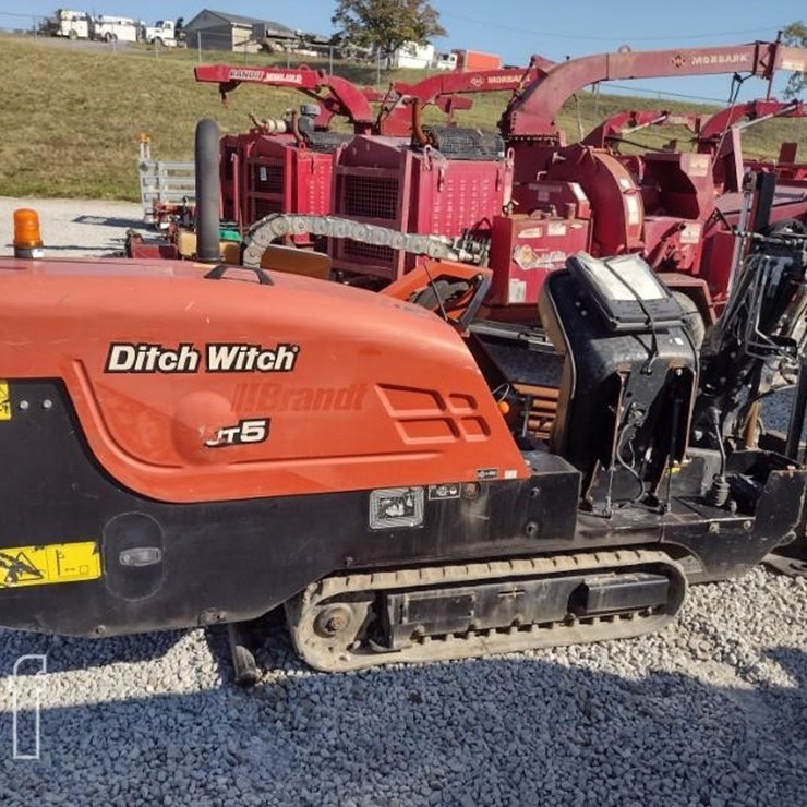 DITCH WITCH JT5