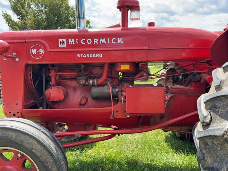 farmall-w-9-image-49