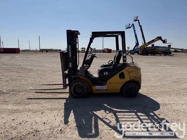 2018-komatsu-fg25t-16-image-2