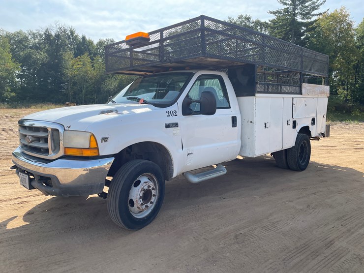 2001-ford-f550-image-1