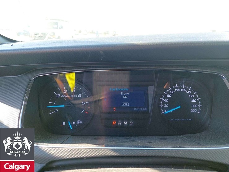 2014-ford-taurus-awd-4dr-sedan-image-9