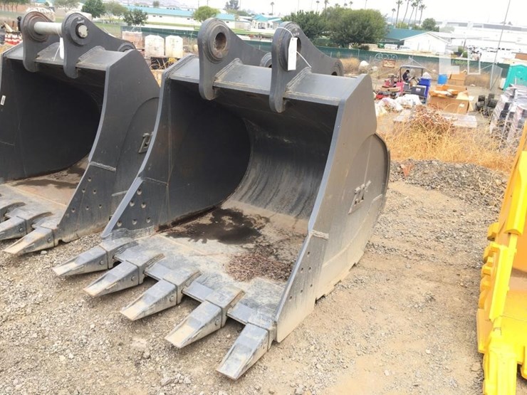unused-tag-54in-excavator-bucket-image-1