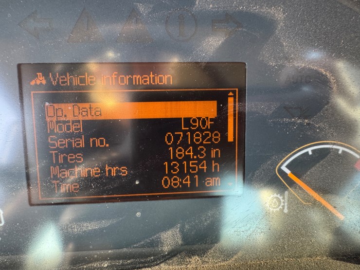 volvo-l90f-image-36