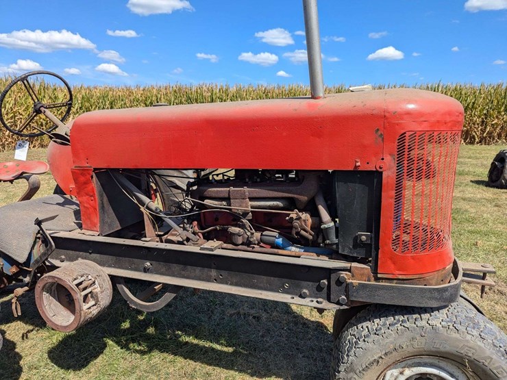 co-op-tractor-image-4