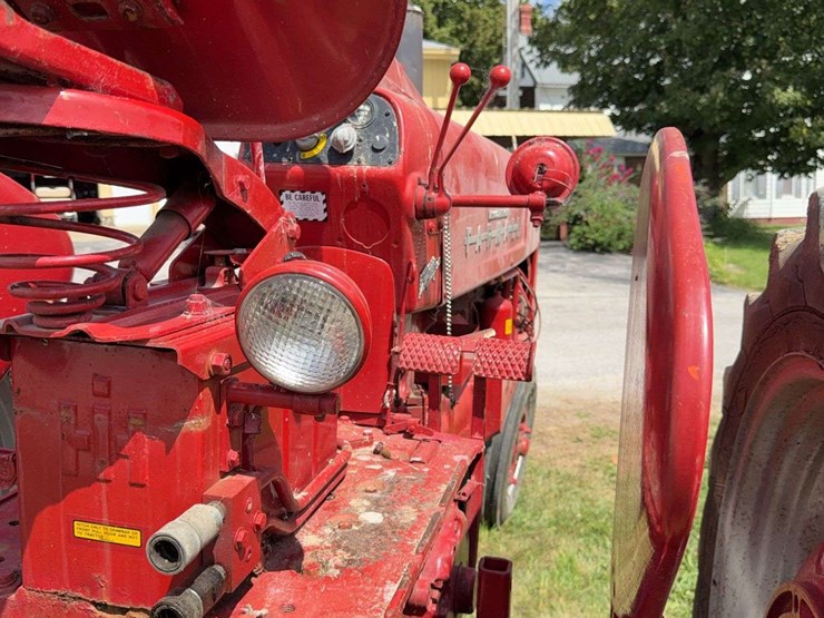 farmall-300-image-40