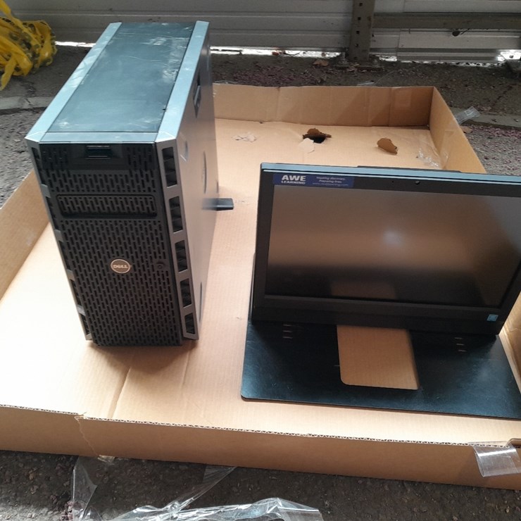 LOT#--THREE HP T320 TOWERS, MONITORS, MOUSE AND KEYBOARD