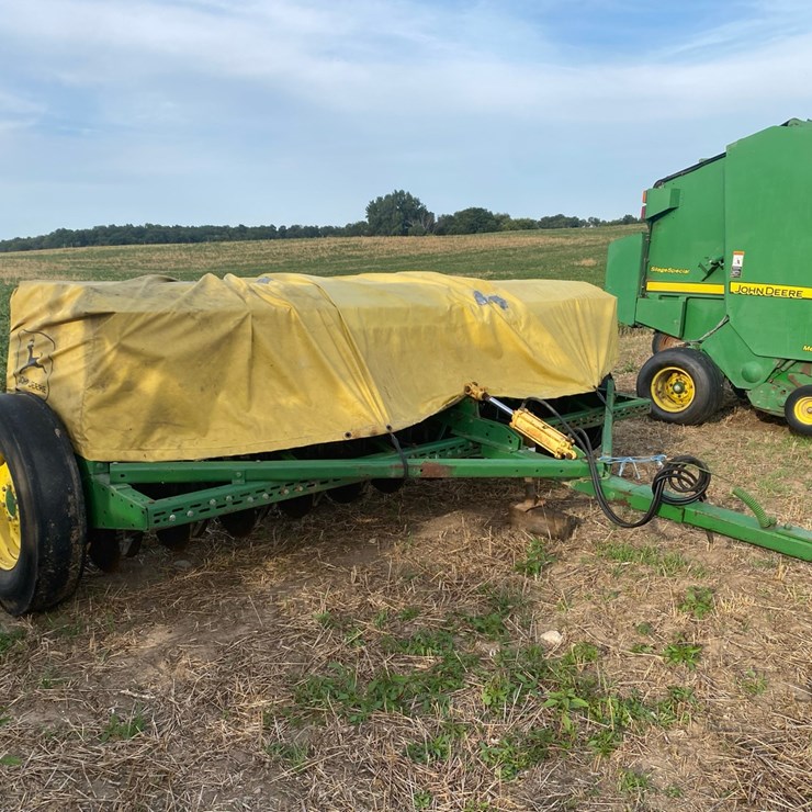 JOHN DEERE 8300