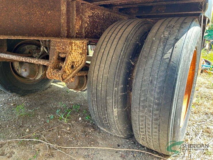 storage-trailer-image-13