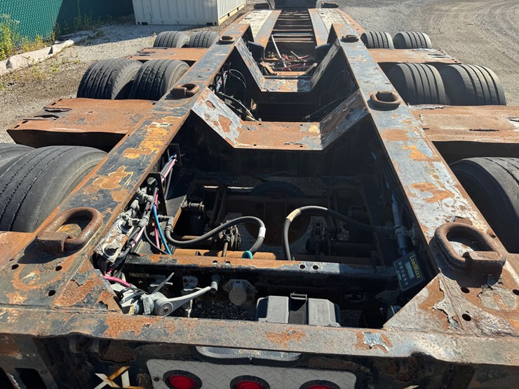 #3002-•-2015-xl-110-hdg-tri-axle-lowboy-trailer-(has-wi-title)-(waukesha,-wi)-image-23