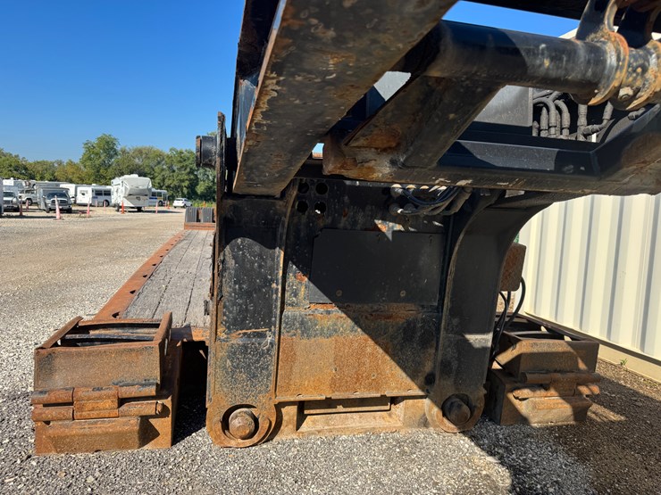 #3002-•-2015-xl-110-hdg-tri-axle-lowboy-trailer-(has-wi-title)-(waukesha,-wi)-image-11