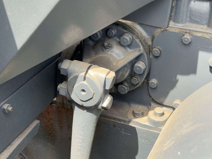 mccormick-deering-w-30-image-71