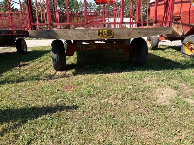9x16'-hay-rack-on-gear-image-6