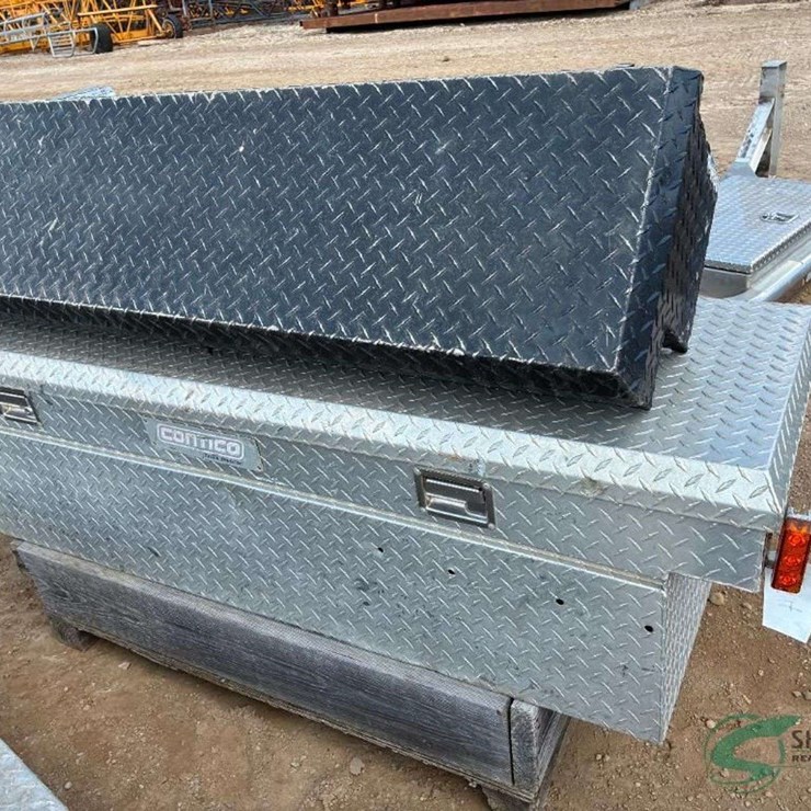 2 Truck tool boxes