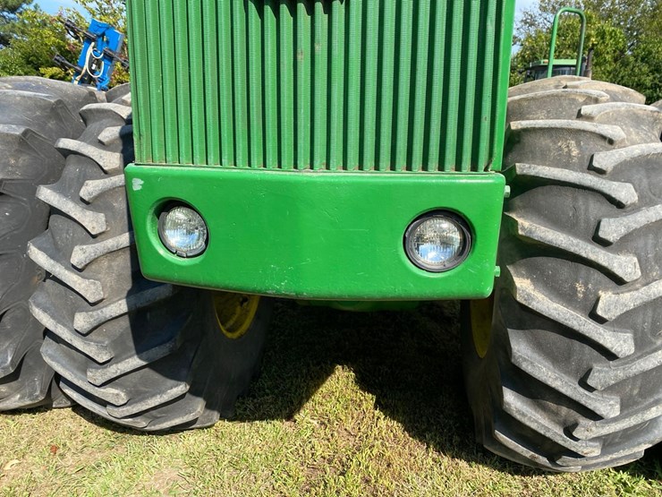john-deere-8430-image-8