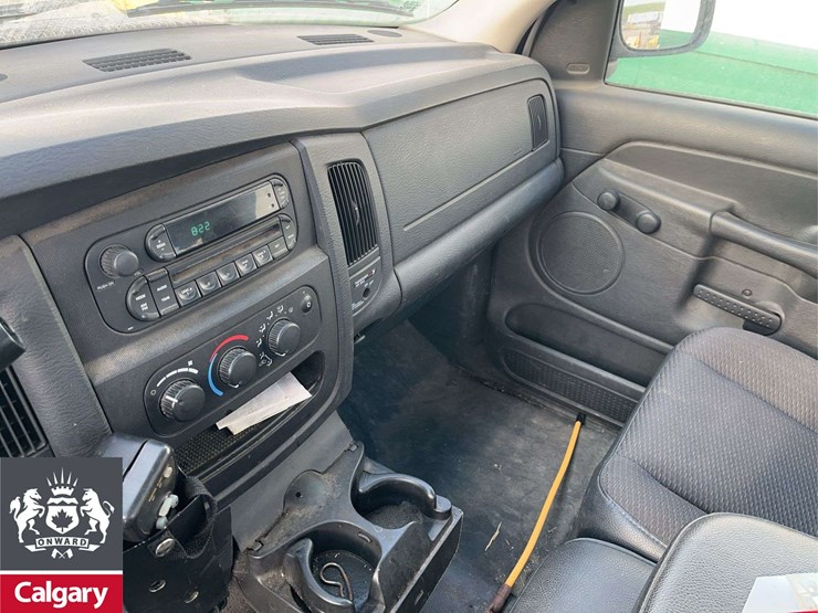 2005-dodge-ram-2500-image-12