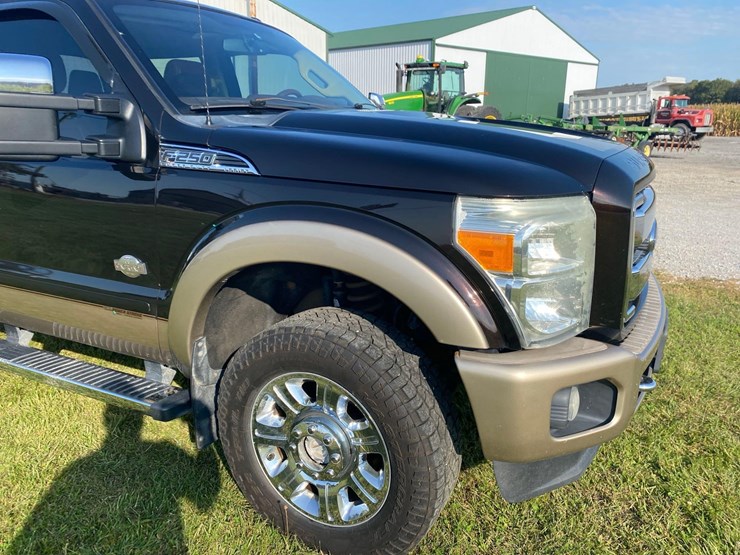 2013-ford-f250-king-ranch-image-8