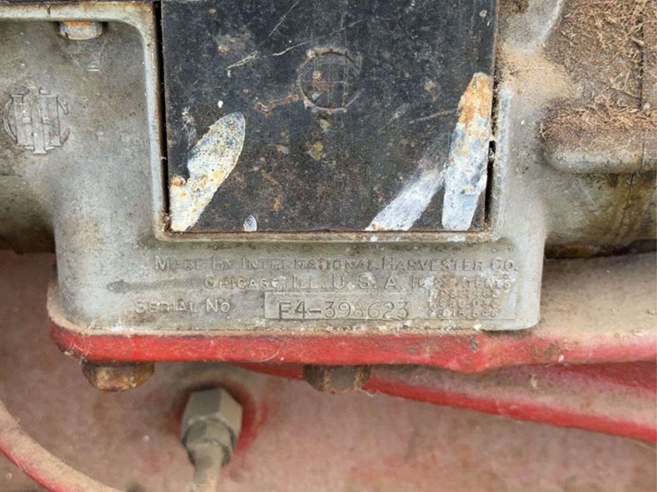 farmall-f-12-image-40