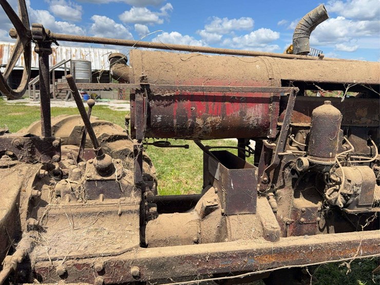 farmall-f-20-image-55