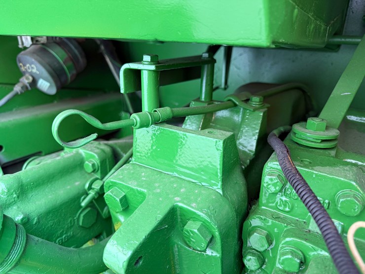 john-deere-4430-image-36