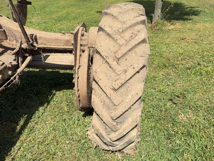 farmall-f-20-image-22