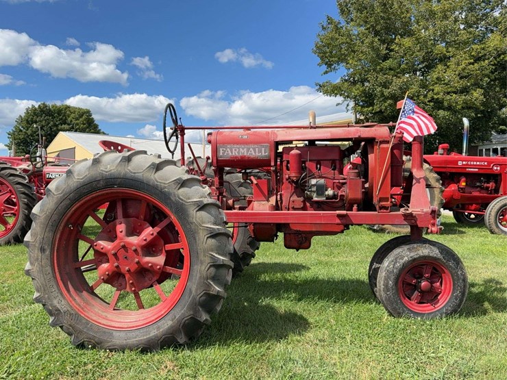 farmall-f-20-image-3
