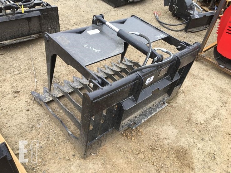 unused-giyi-gyhwg44c-44in-wood-grapple-attachment-image-3