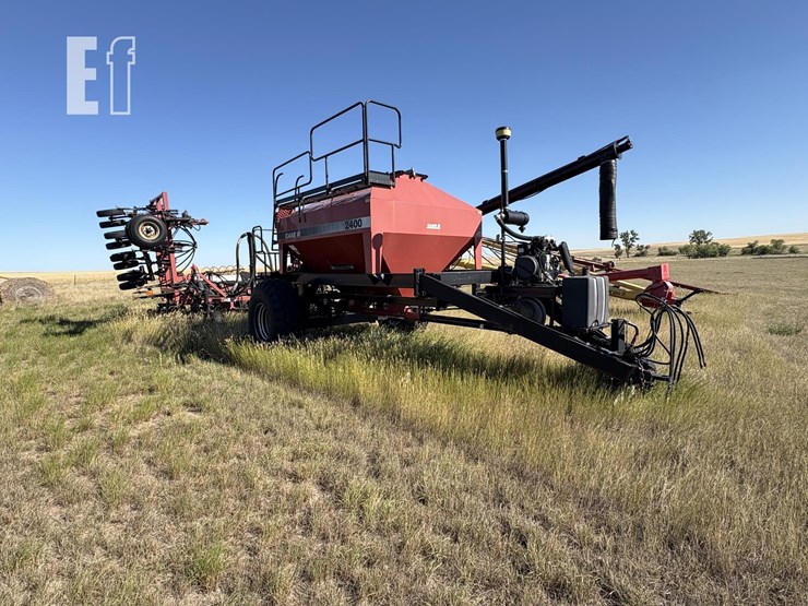 case-ih-2400-image-1