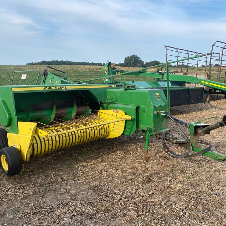 JOHN DEERE 328