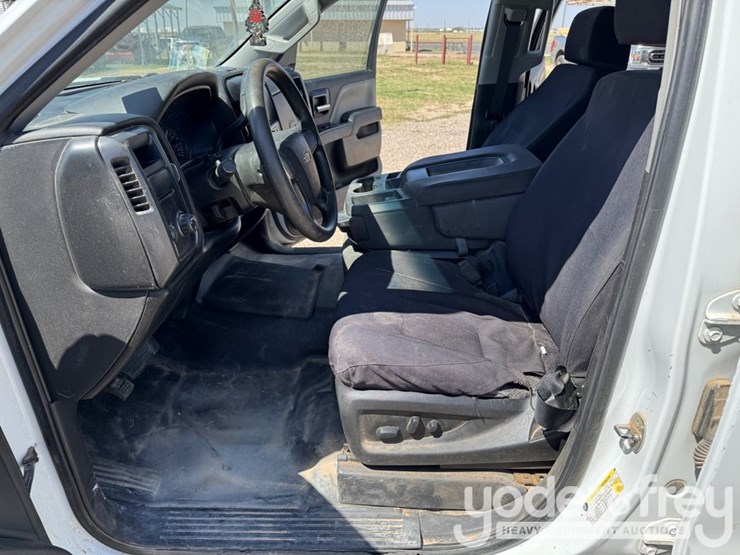 2016-chevrolet-silverado-1500-image-21