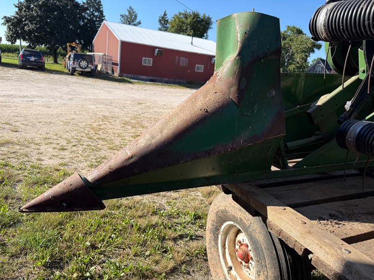john-deere-216-image-6