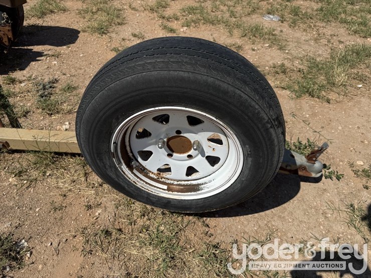 single-axle-tow-dolly-image-16