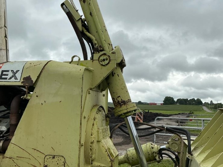 terex-8240-image-22