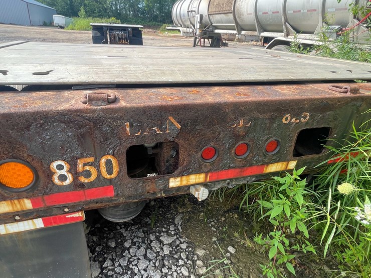 #3032-•-landoll-hauler-lowboy-trailer-(has-wi-title)-(denmark,-wi)-image-30