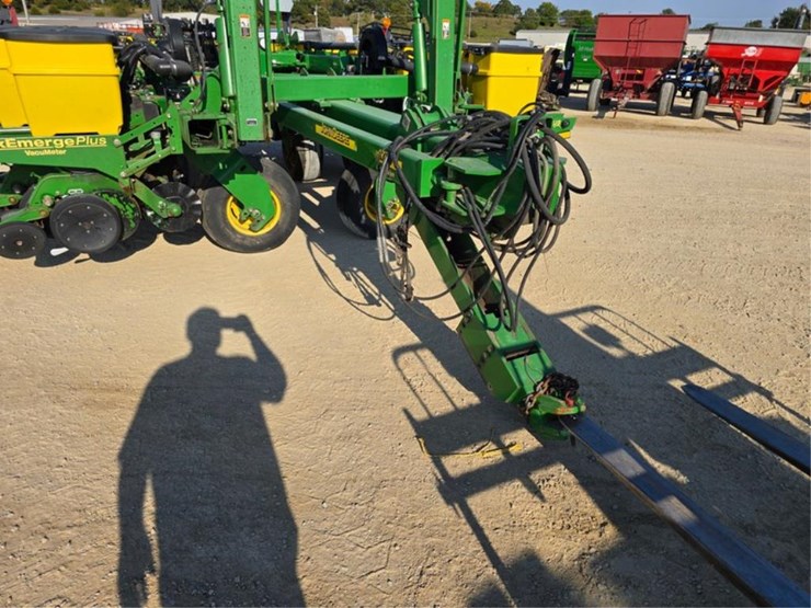 john-deere-1730-image-10