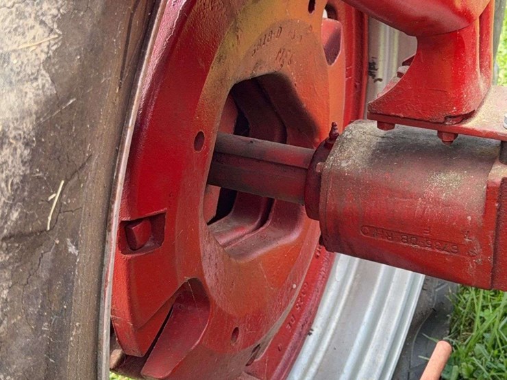 farmall-super-md-image-18