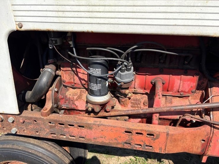 farmall-460-tractor-image-12
