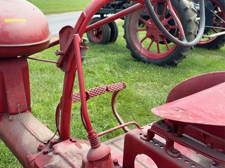 farmall-b-image-39
